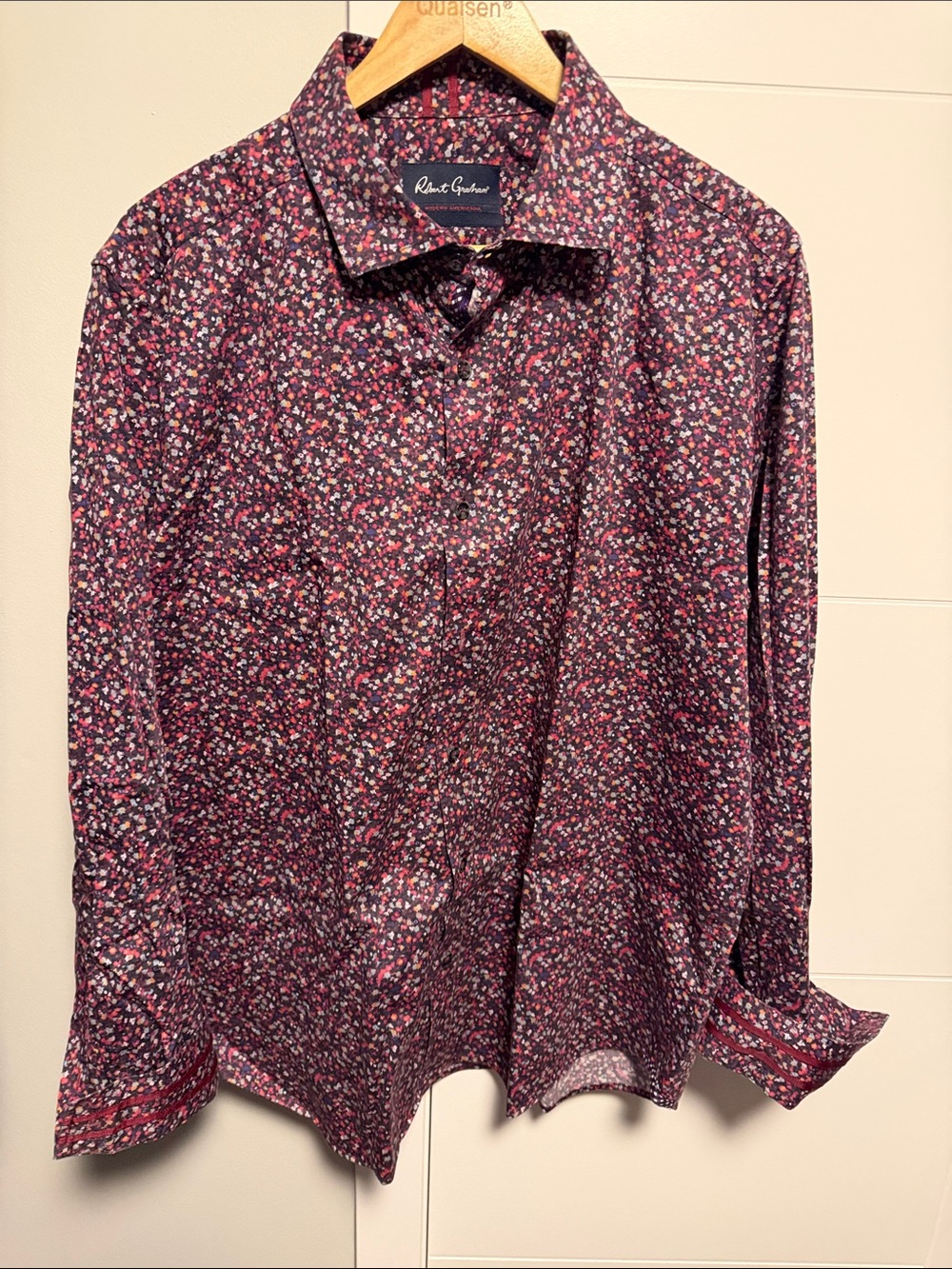 Robert Graham Men's Maroon Floral Print Button-Down Shirt (Tailored Fit)